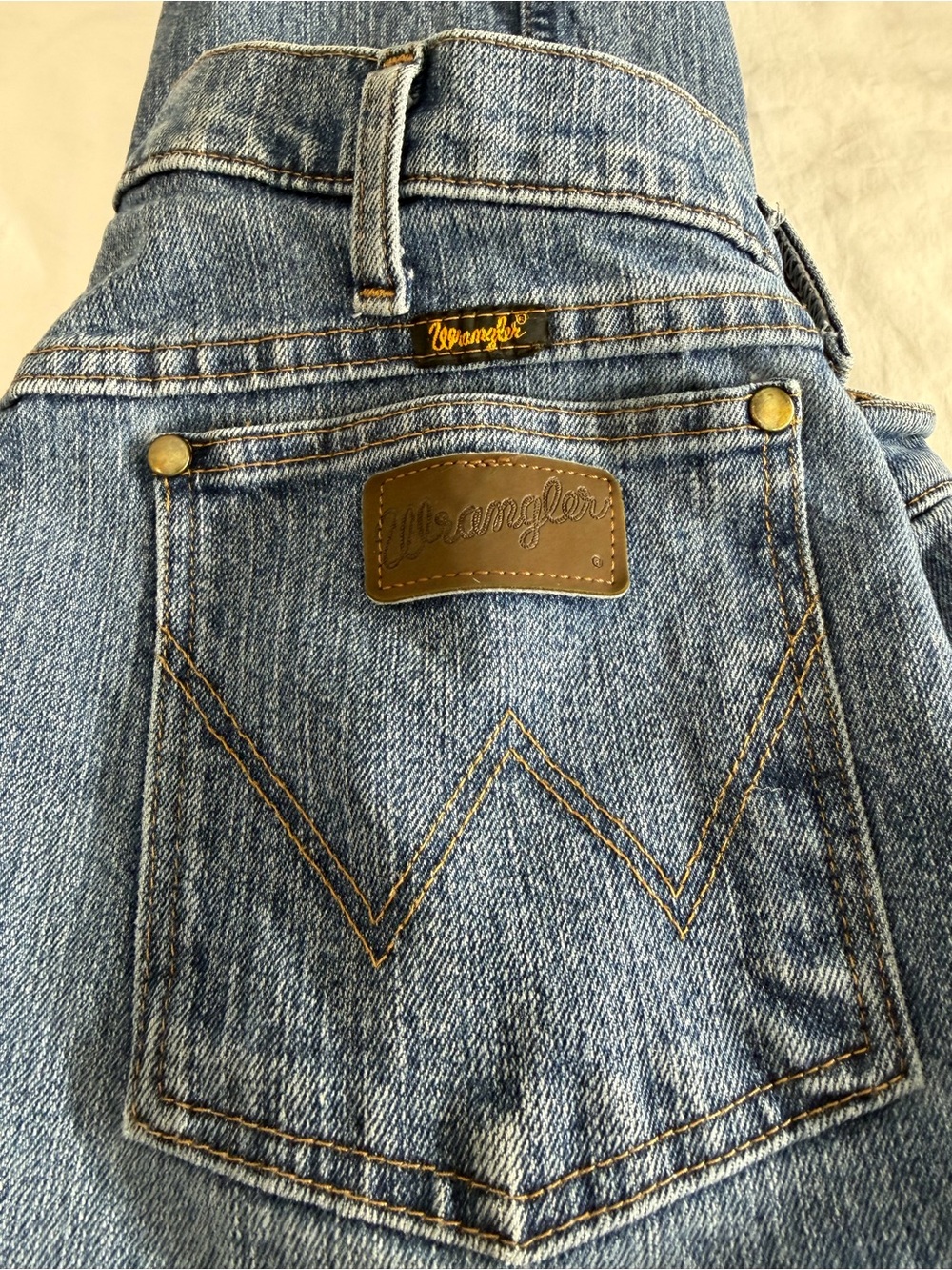 Wrangler Men’s Blue Denim Jeans - Classic Back Pocket 36x34 Leather Tag